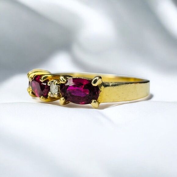 14K Gold- Natural Ruby & Diamond Ring -Size 6.25- .83CTTW -Oval- HIGH CLARITY-2g display picture 1